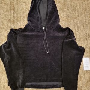 Tavi Noir Semi Cropped Hoodie - Small
